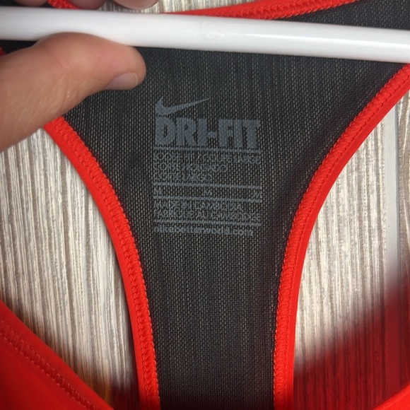 NIKE FLOW GRX TANK TOP RED SIZE MEDIUM - Picture 3 of 5